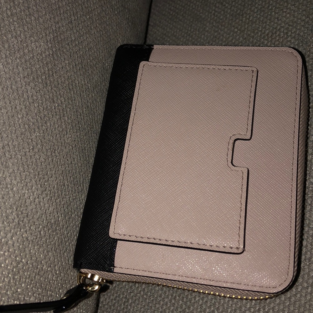 Wallet - image 3